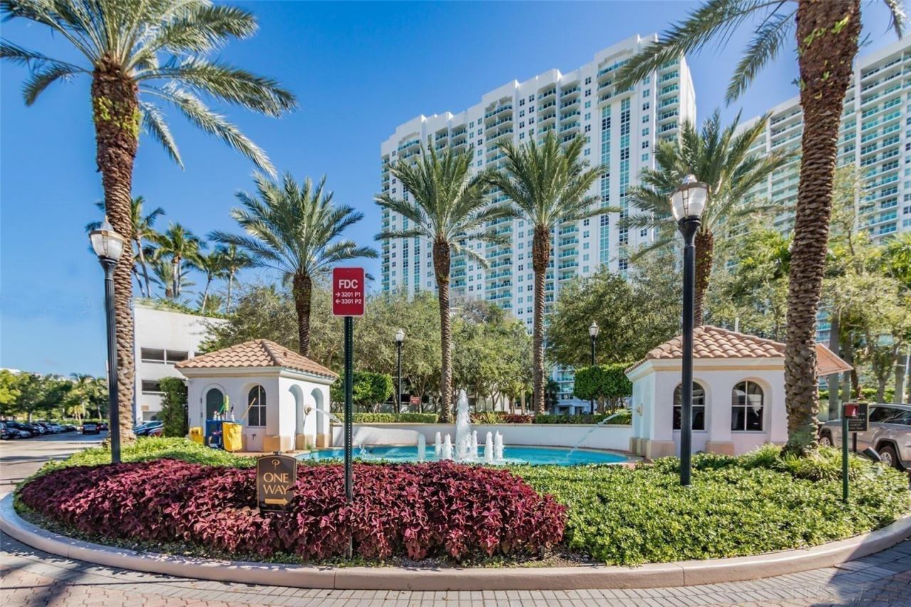 3301 NE 183rd Street, Unit 1609, Aventura, FL 33160 Photo