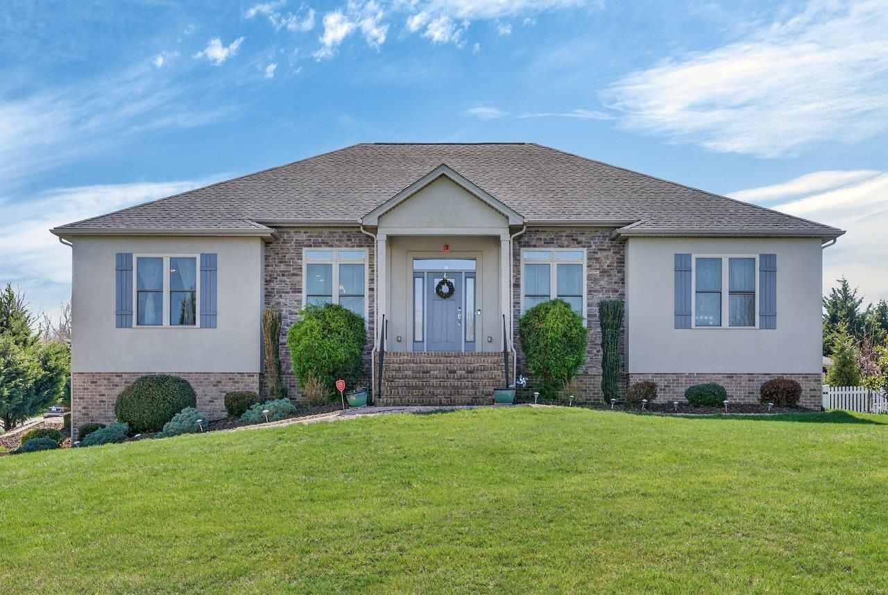 2005 MARIGOLD CIR, ROCKINGHAM, VA 22801