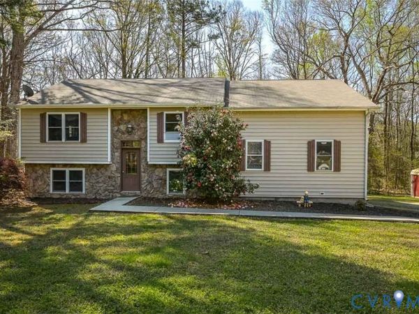 13124 Old Happy Hill Road , Chester, VA 23831
