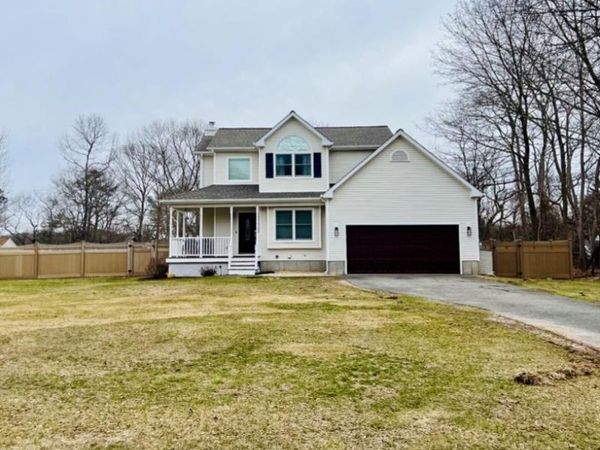 503 Weeks Avenue, Manorville, NY 11949