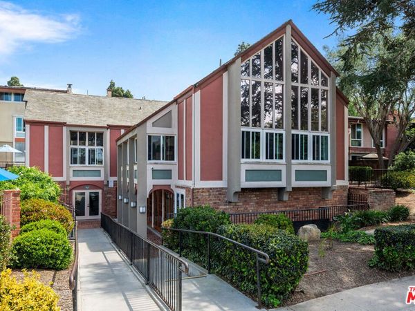6605 Green Valley Circle, Unit 109, Culver City, CA 90230