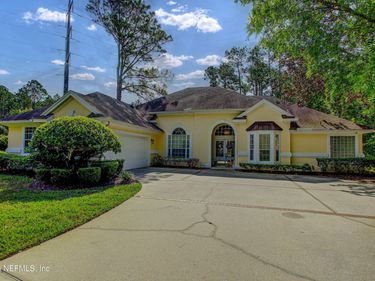 8342 AMHERST HILLS Lane, Jacksonville, FL 32256