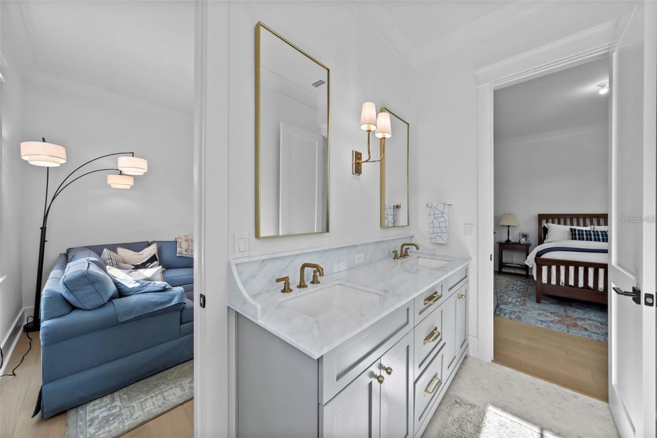 321 12th Avenue Ne, Saint Petersburg, FL 33701 Photo