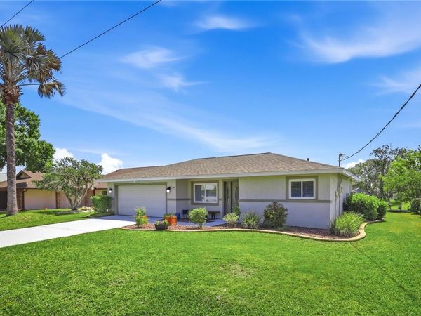 16 CEDARDALE COURT , PALM COAST, FL 32137