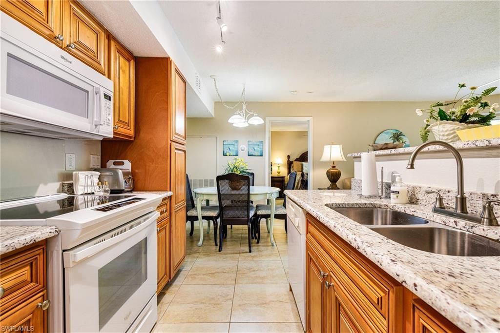 12620 Equestrian Cir, Unit 1705, Fort Myers, FL 33907 Photo