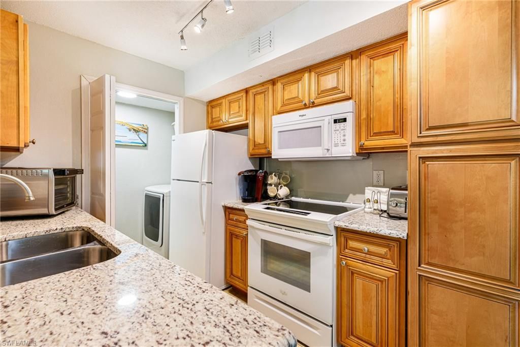 12620 Equestrian Cir, Unit 1705, Fort Myers, FL 33907 Photo