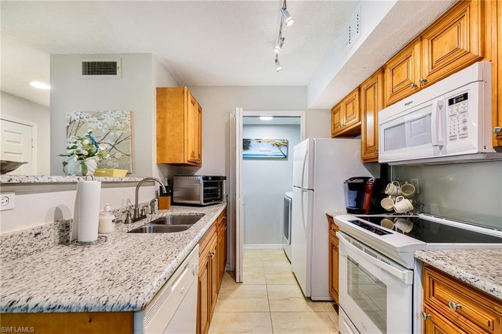 12620 Equestrian Cir, Unit 1705, Fort Myers, FL 33907 Photo