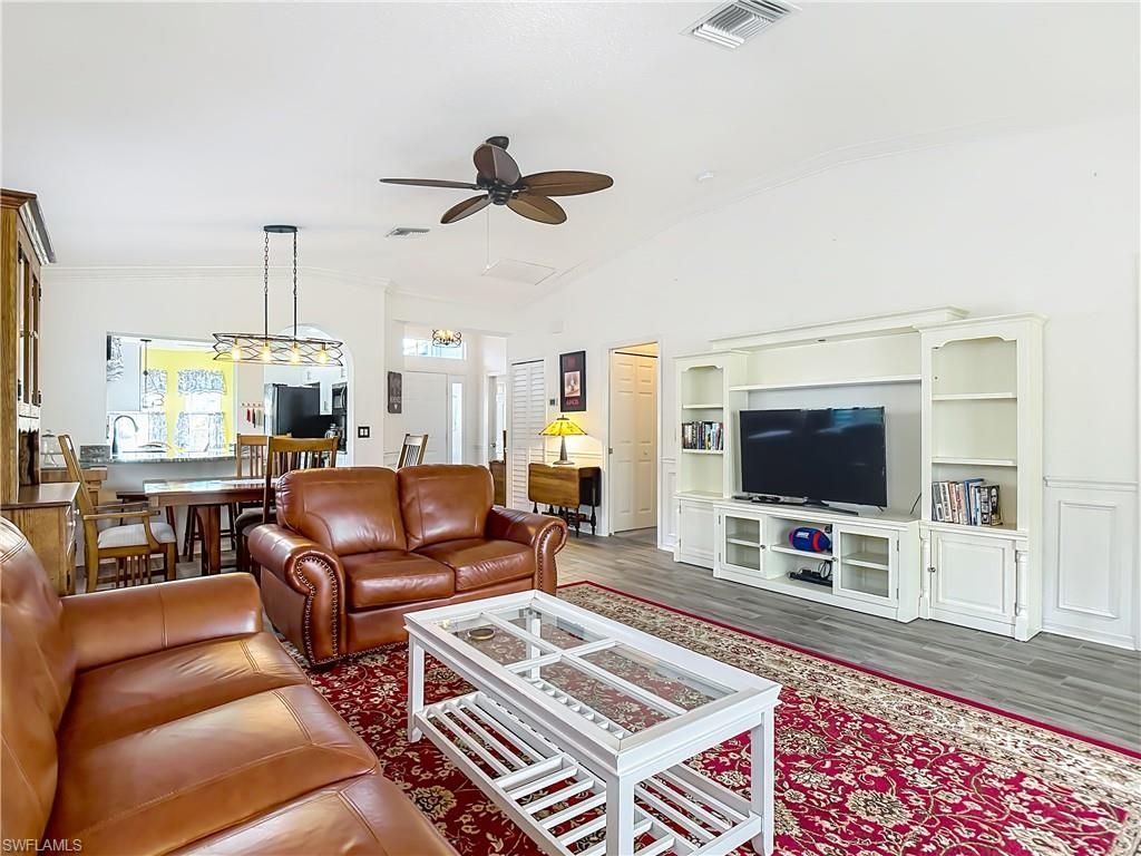 2561 Valparaiso Blvd, North Fort Myers, FL 33917 Photo