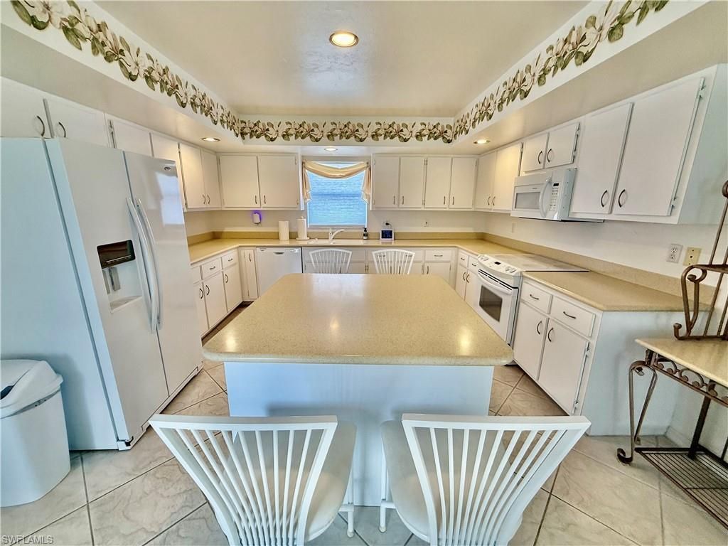 1400 Graham Cir, Lehigh Acres, FL 33936 Photo