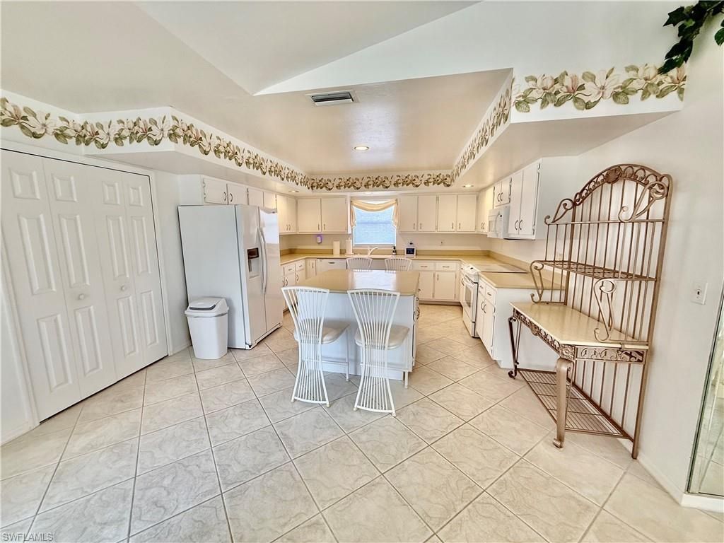 1400 Graham Cir, Lehigh Acres, FL 33936 Photo