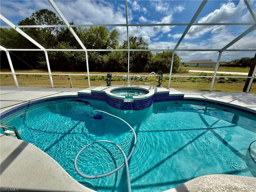 1400 Graham Cir, Lehigh Acres, FL 33936 Photo