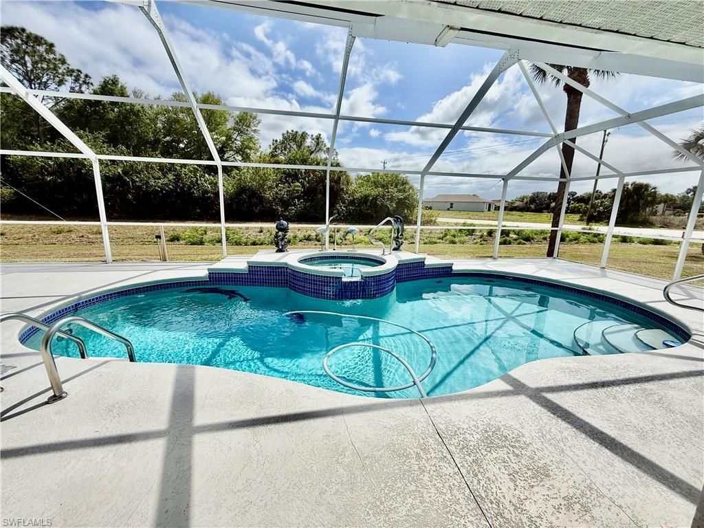 1400 Graham Cir, Lehigh Acres, FL 33936 Photo