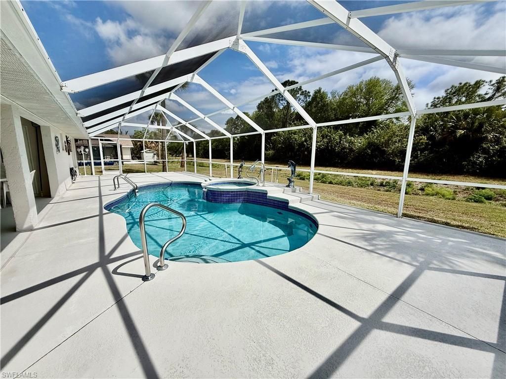 1400 Graham Cir, Lehigh Acres, FL 33936 Photo