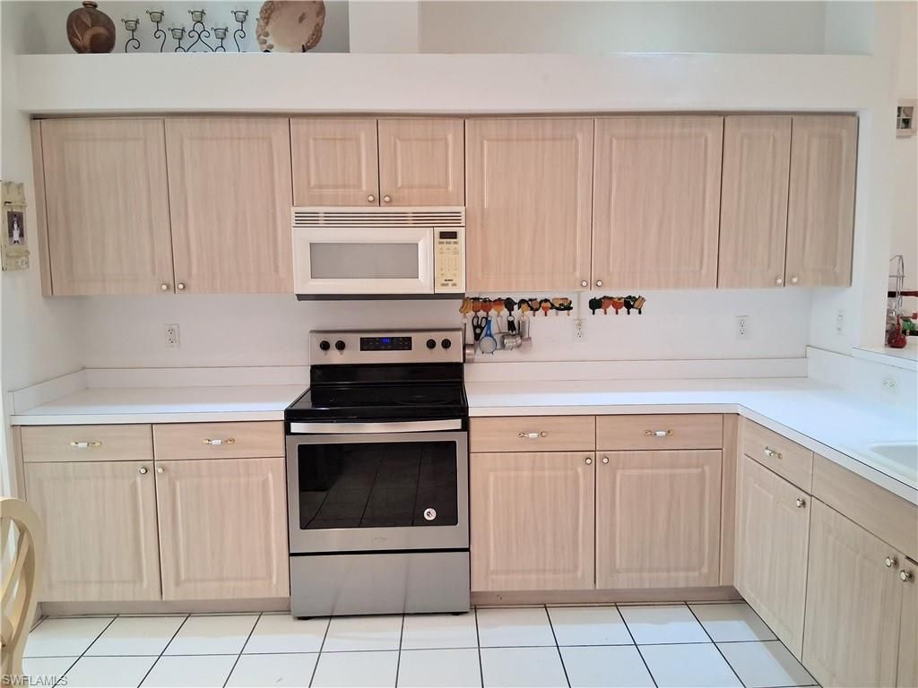 503 Poinsettia Ave , Lehigh Acres, FL 33972 Photo