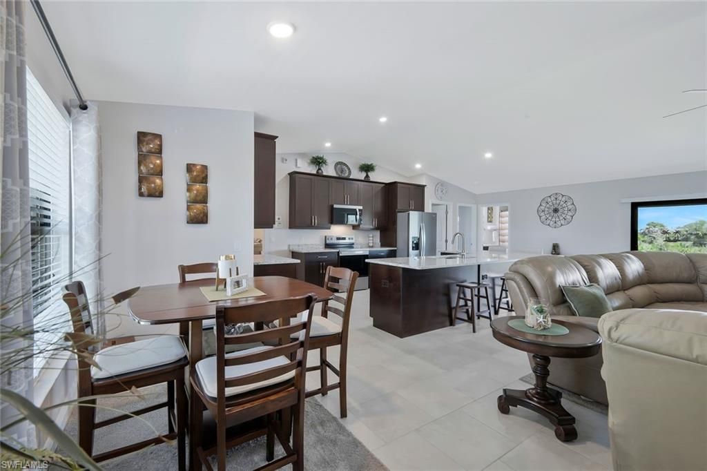 2519 NE 5th Pl, Cape Coral, FL 33909 Photo