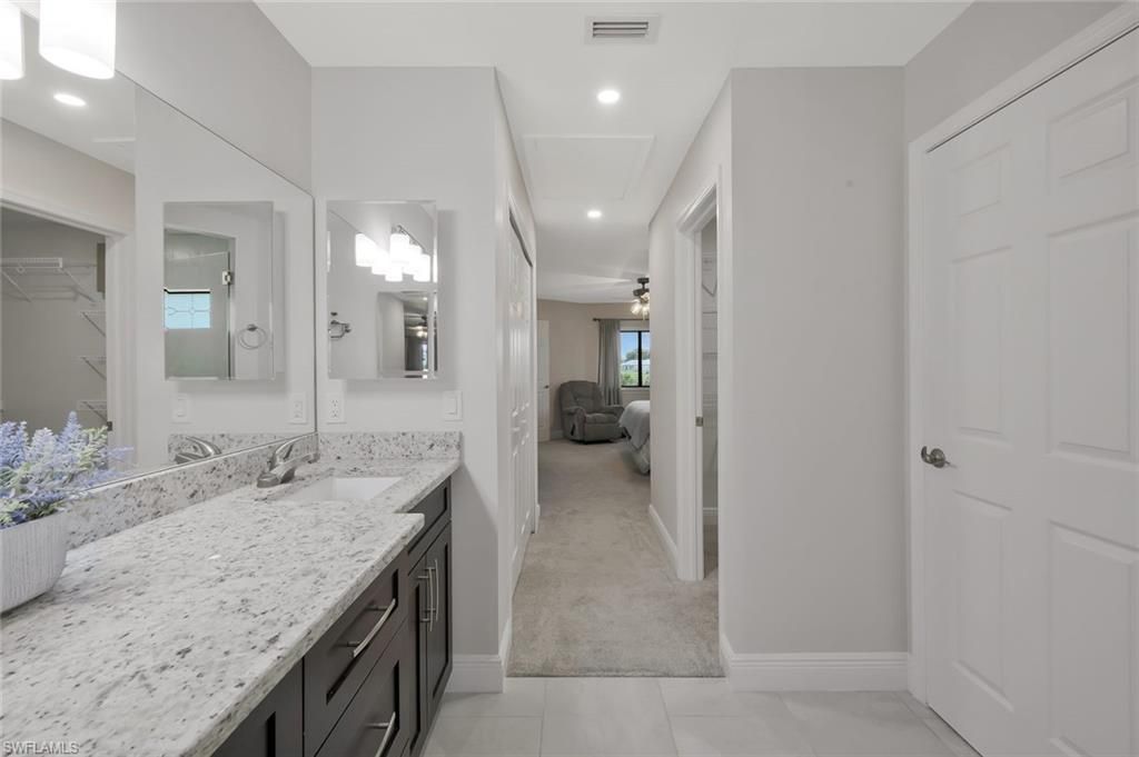 2519 NE 5th Pl, Cape Coral, FL 33909 Photo