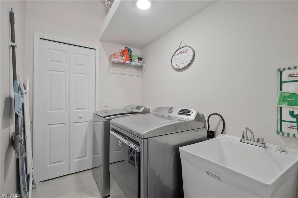 2519 NE 5th Pl, Cape Coral, FL 33909 Photo