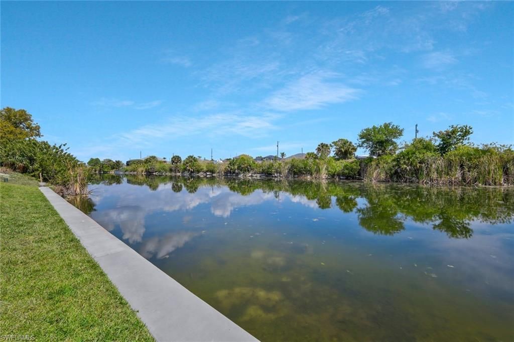 2519 NE 5th Pl, Cape Coral, FL 33909 Photo