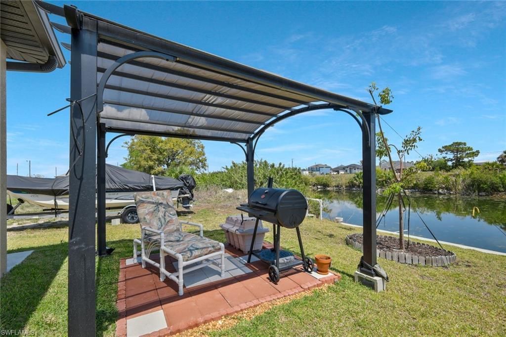 2519 NE 5th Pl, Cape Coral, FL 33909 Photo