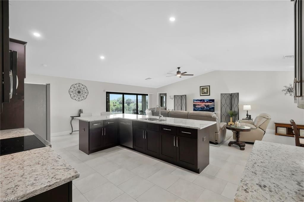 2519 NE 5th Pl, Cape Coral, FL 33909 Photo