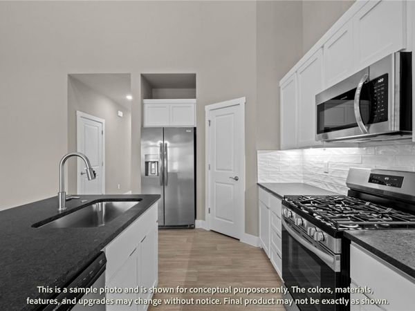 420 Onyx Avenue, Centerton, AR 72719