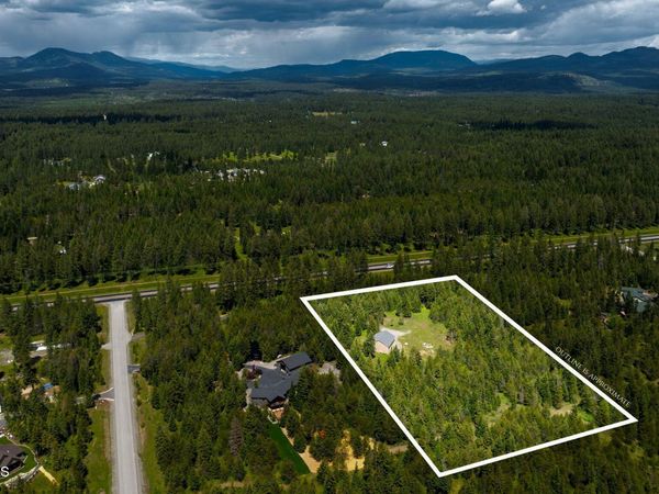 8917 E Riley LOOP , Athol, ID 83801