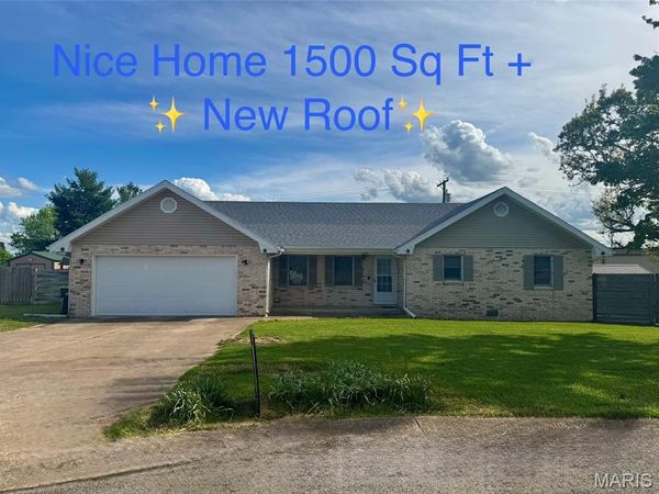 206 Meadowmere Court, Lebanon, MO 65536