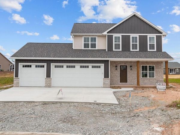 2514 BEASLE COURT, De Pere, WI 54115