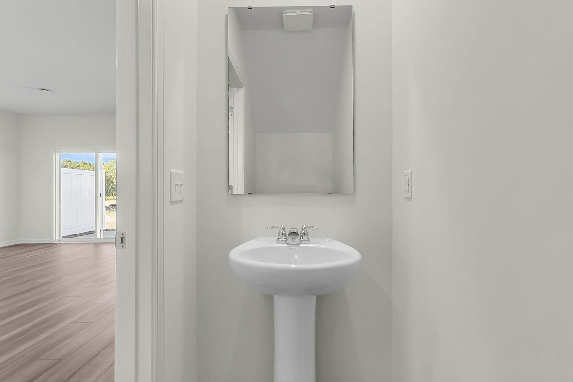 517 Townsford Lane Photo 12