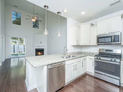 1686 Bridwell Lane, Mount Pleasant, SC 29466