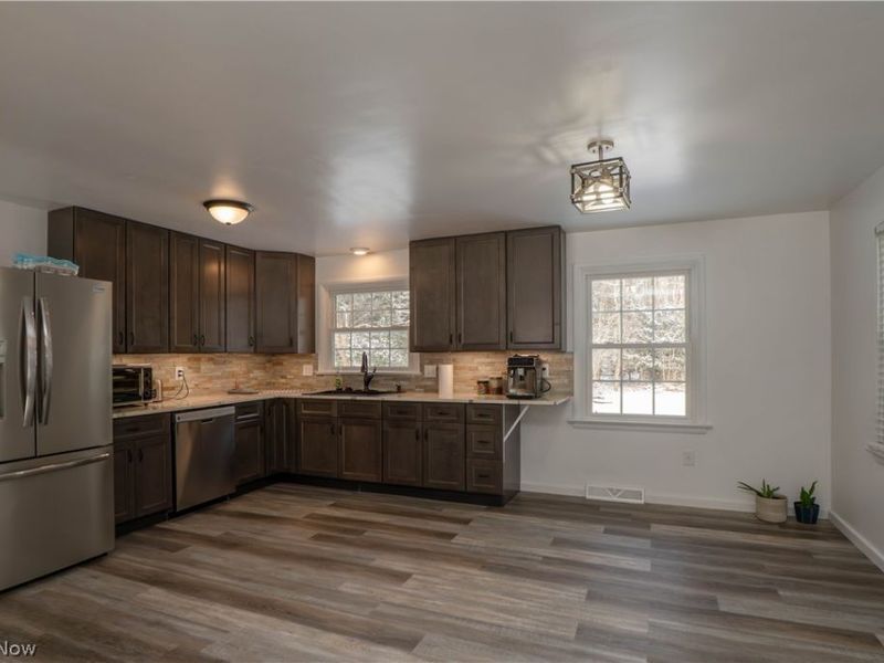 240 Winkler Drive, Wooster, OH 44691 Photo 5