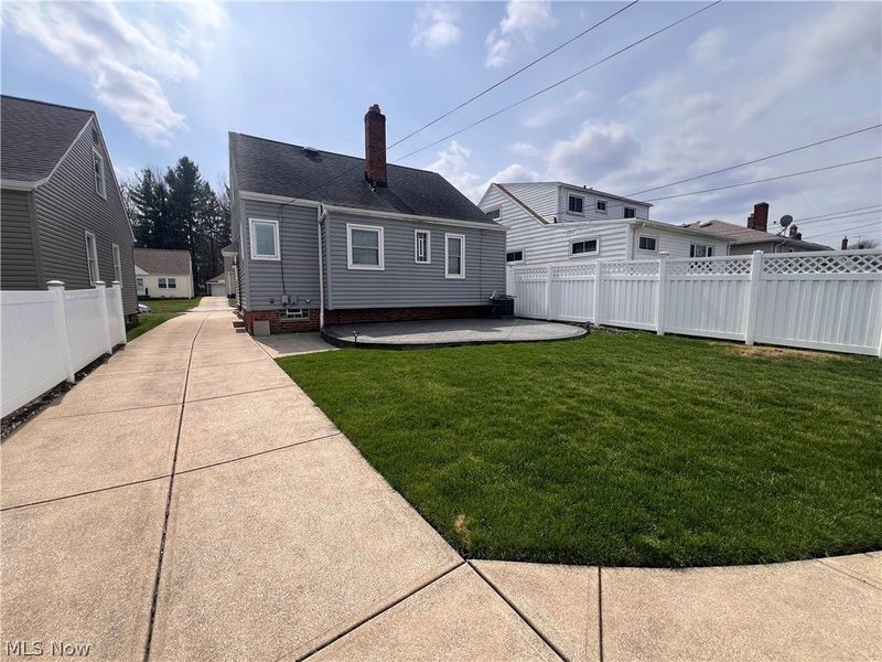 3006 Torrington Avenue, Parma, OH 44134 Photo 3