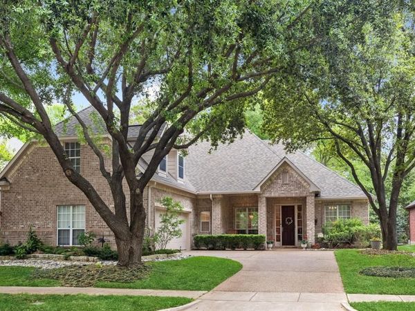 1210 Creekwood Drive , Garland, TX 75044
