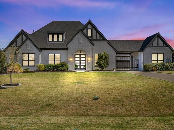 710 Singing Water Drive, Rockwall, TX 75087