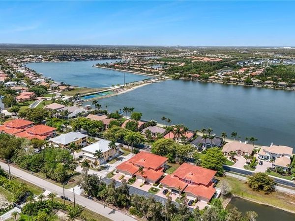 5370 Park RD , Unit 2, FORT MYERS, FL 33908