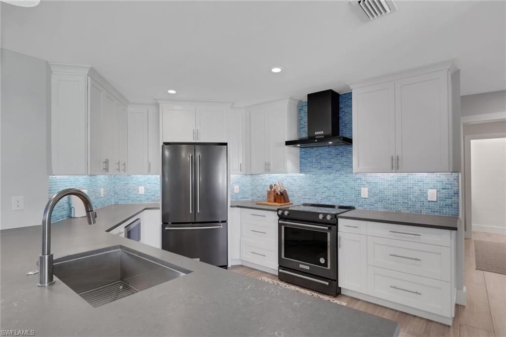 27129 Holly Ln, Bonita Springs, FL 34135 Photo