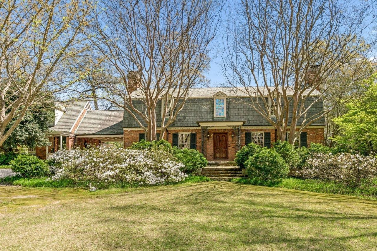 40 S ROSE RD Memphis, TN 38117