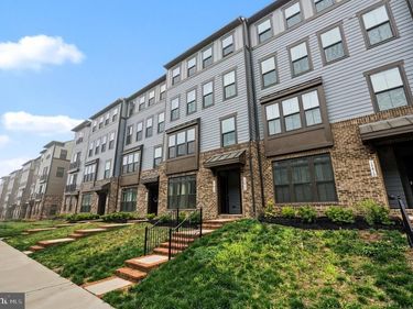 17414 SOUTHERN SHORES DRIVE, DUMFRIES, VA 22026