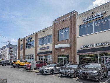 7121 E LEESBURG PIKE , Unit 2-2, FALLS CHURCH, VA 22043