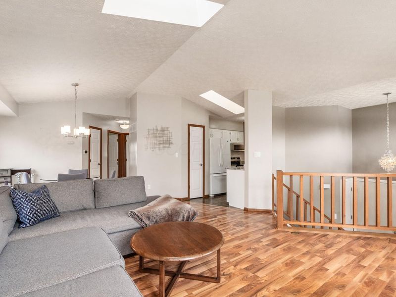 1832 Shadow Creek Court, Powell, OH 43065 Photo 6