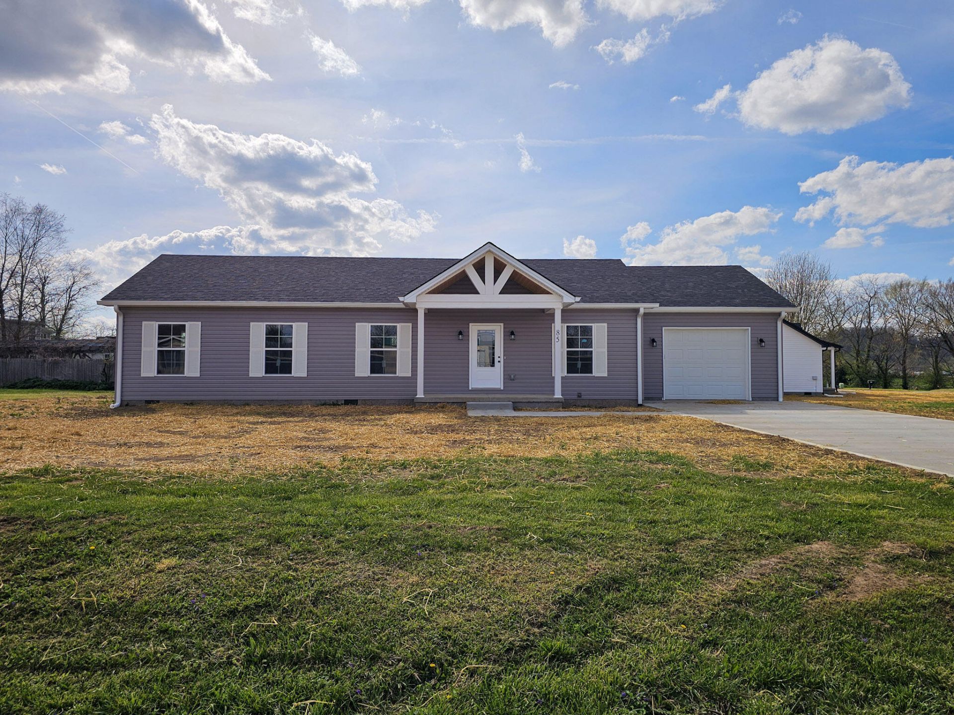 85 Amber Lane, Hustonville, KY 40437