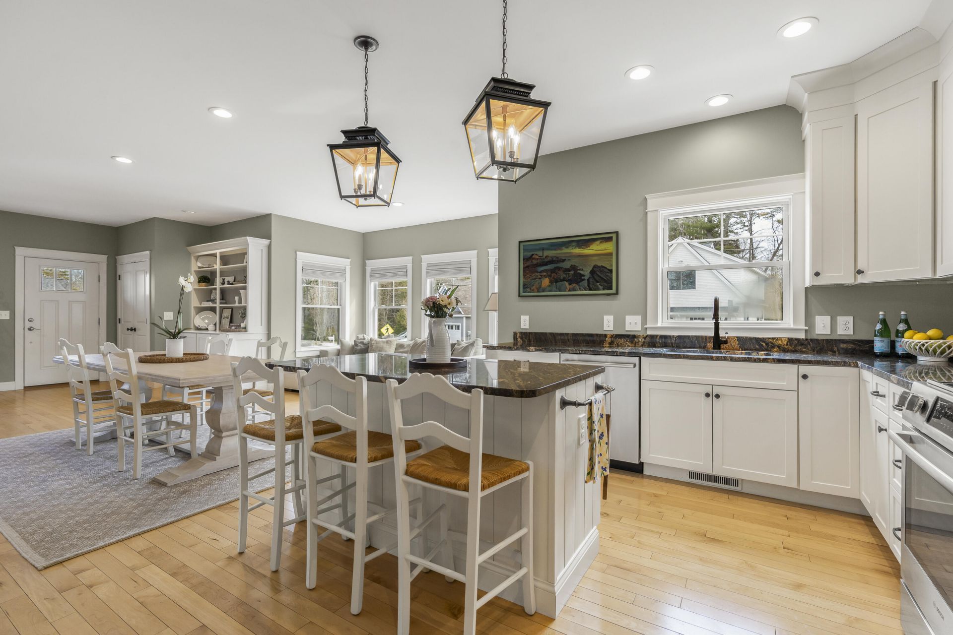 2 Franklin Circle, Cape Elizabeth, ME 04107 Main Photo