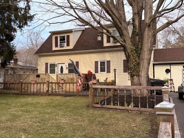 71 Crescent Street, Yaphank, NY 11980