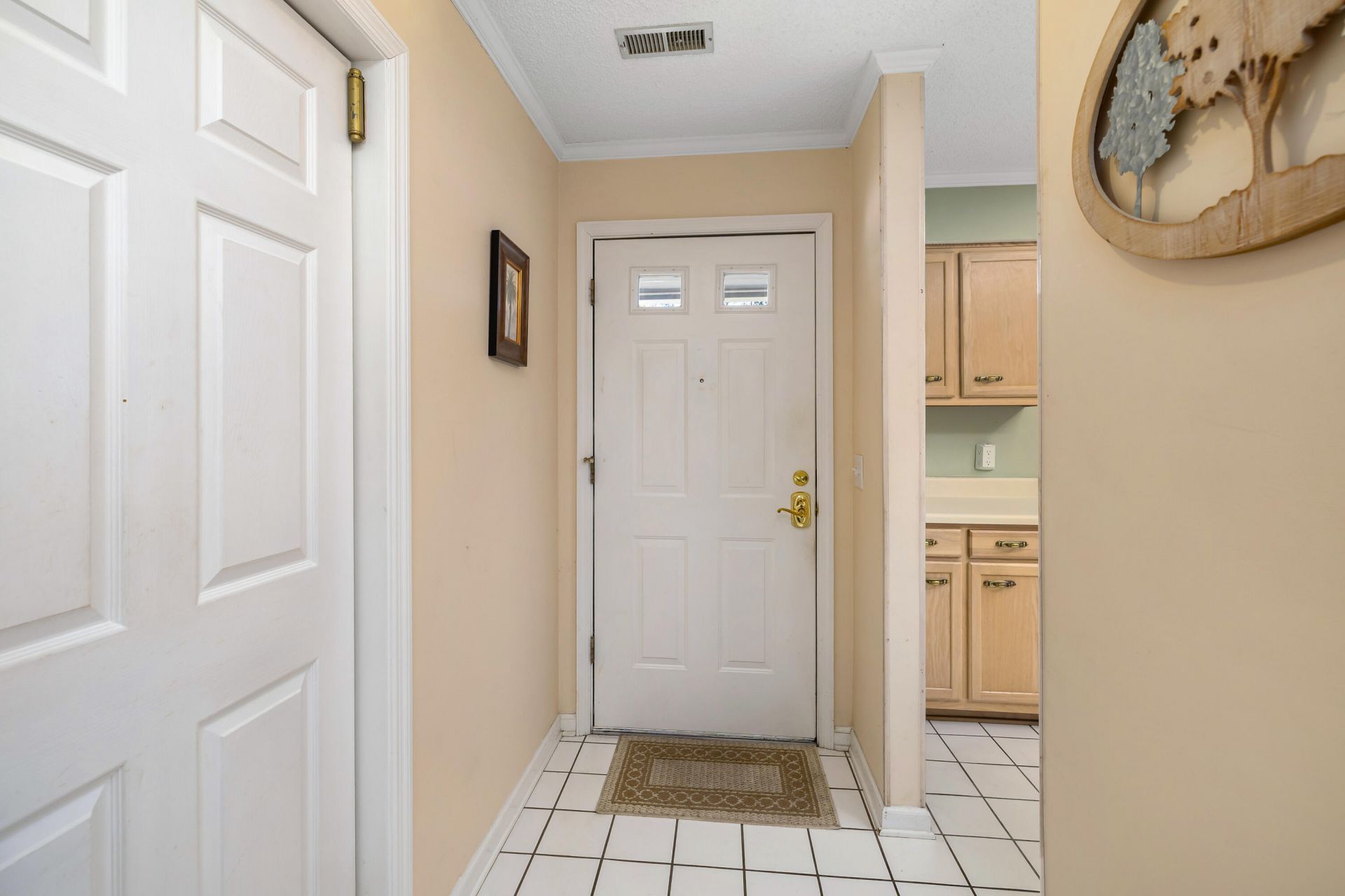 23 Peter Collinson Road Photo 10