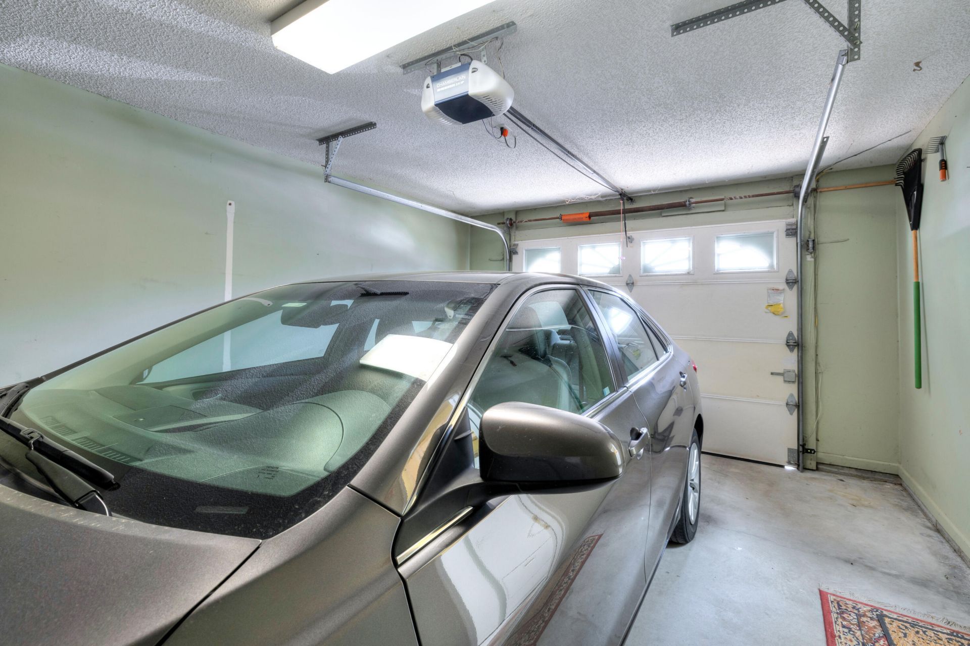 23 Peter Collinson Road Photo 12