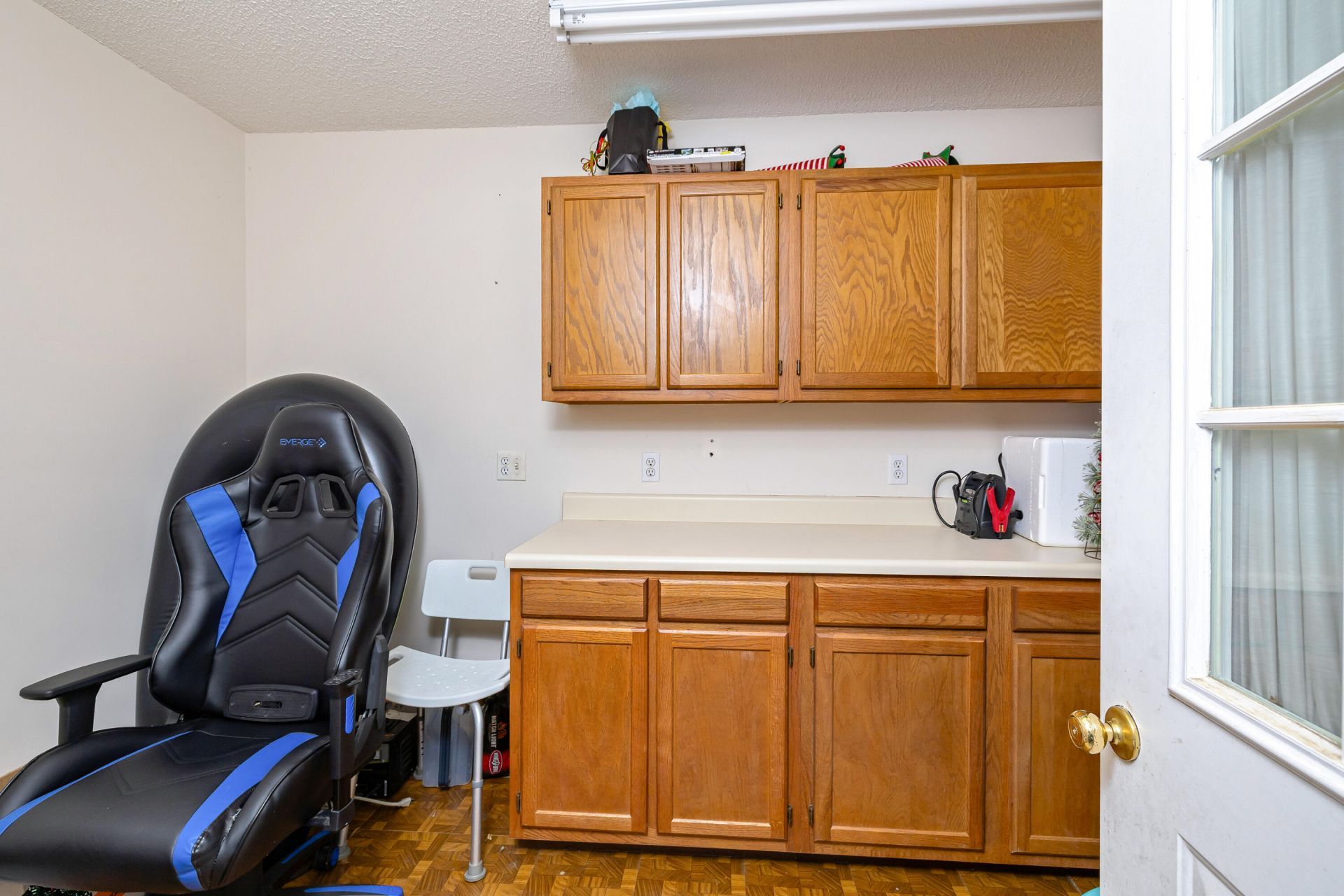 23 Peter Collinson Road Photo 13