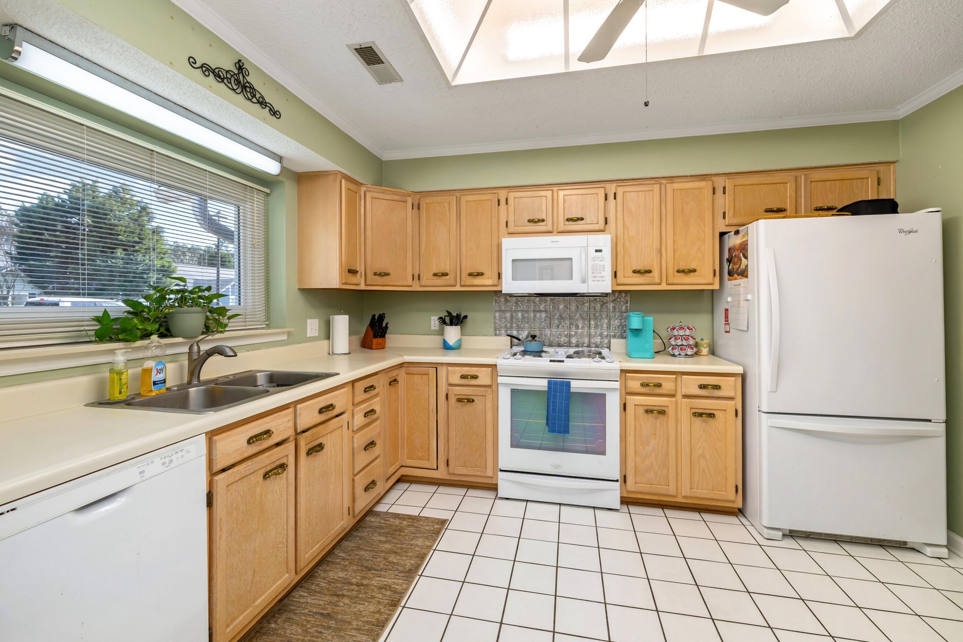 23 Peter Collinson Road Photo 14