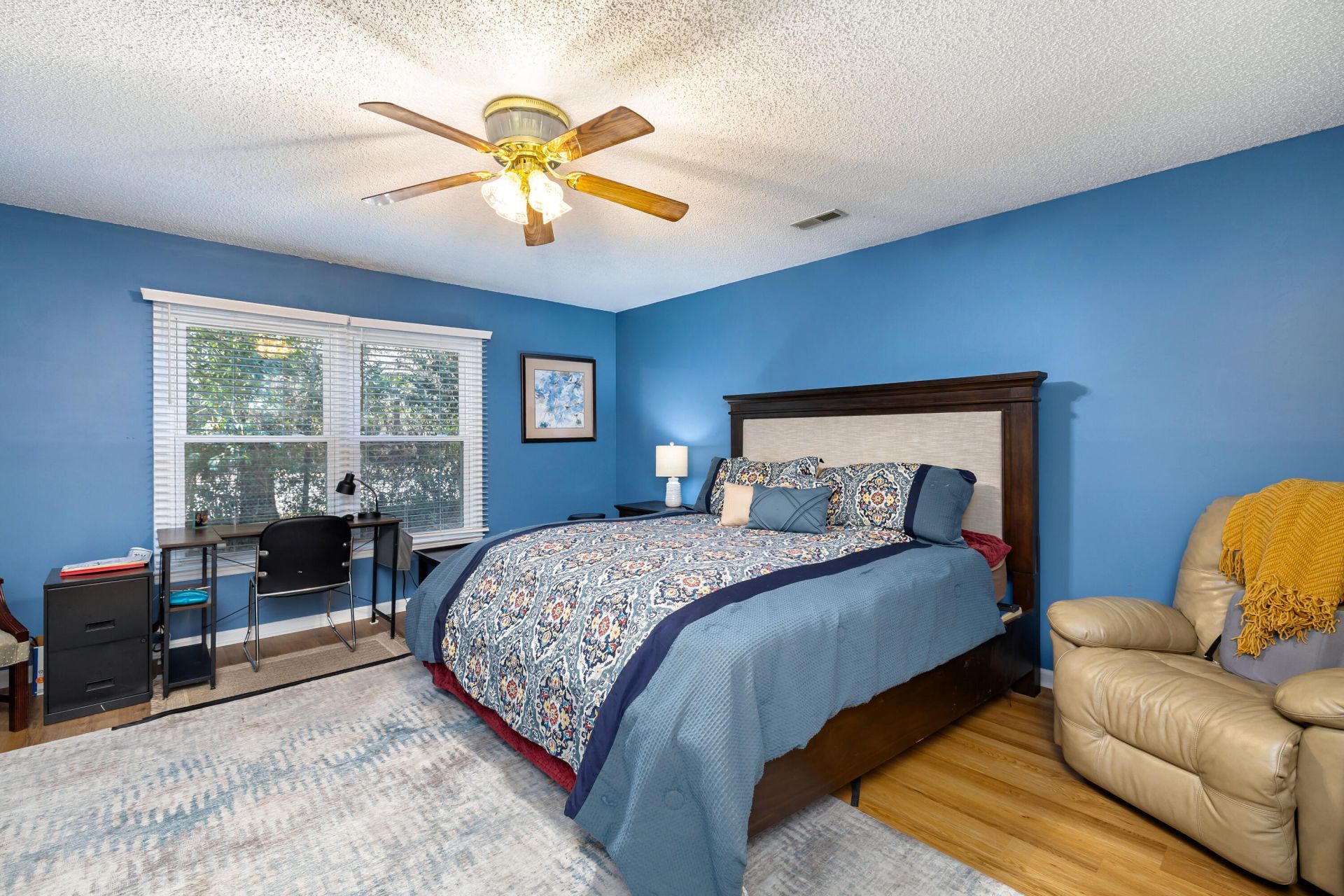 23 Peter Collinson Road Photo 29