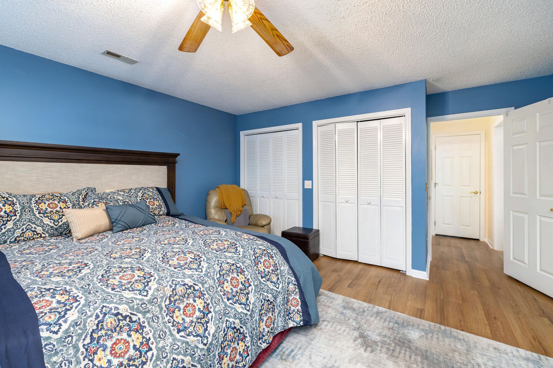 23 Peter Collinson Road Photo 30