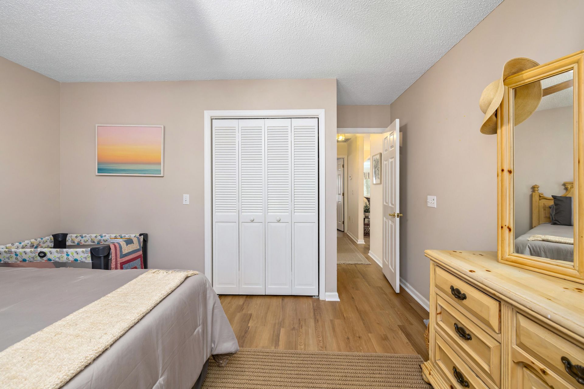 23 Peter Collinson Road Photo 38